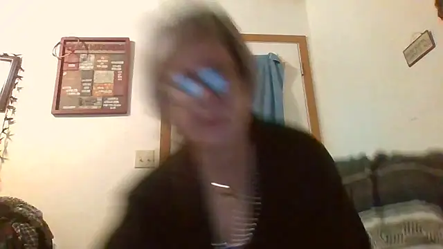 Snapshot of becky1111 chatting on 05.03.26 becky1111 online show from 05.03.26
