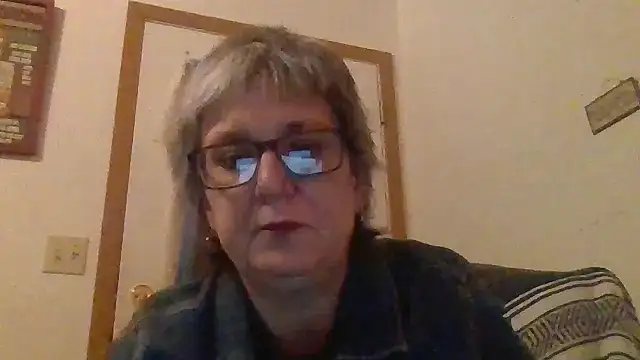 Snapshot of becky1111 chatting on 05.07.26 becky1111 online show from 05.07.26