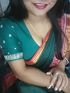 Snapshot of MAHI066 chatting on 05.31.26 MAHI066 online show from 05.31.26