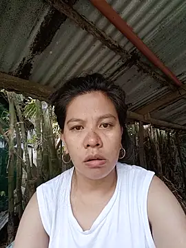 Snapshot of annawet chatting on 05.17.26 annawet online show from 05.17.26