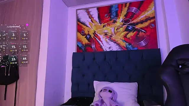 Snapshot of Violet_Blazee chatting on 01.09.26 Violet Blazee online show from 01.09.26