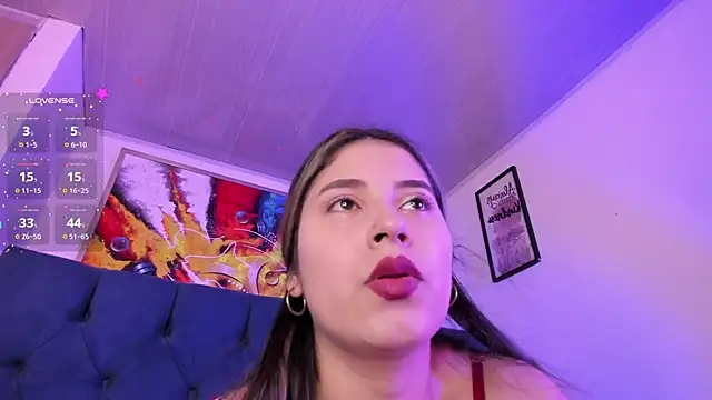 Snapshot of Violet_Blazee chatting on 01.14.26 Violet Blazee online show from 01.14.26