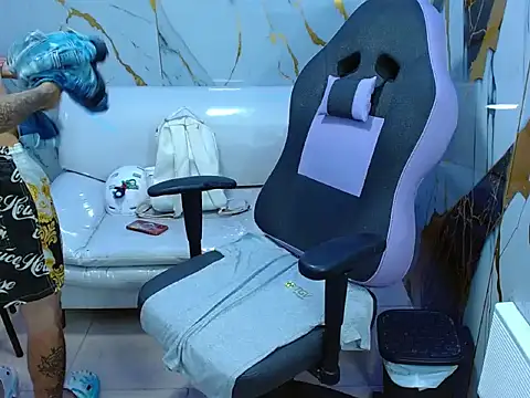 Boy tatto77 online show from 04.20.26