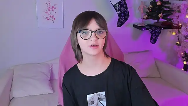 Snapshot of LetoriaNotley chatting on 01.09.26 LetoriaNotley online show from 01.09.26