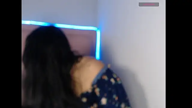 Snapshot of Olivia_gray69 chatting on 01.13.26 Olivia gray69 online show from 01.13.26