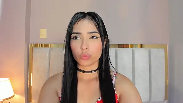 Snapshot of GahiaBelucci chatting on 02.10.26 GahiaBelucci online show from 02.10.26