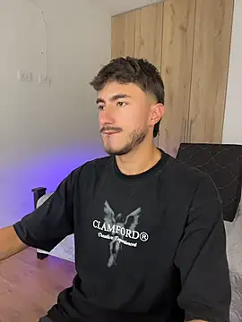 LIAM COLT online show from 04.11.26