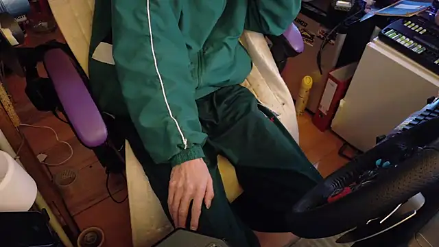 Snapshot of Gay-Versaut chatting on 02.05.26 Gay-Versaut online show from 02.05.26