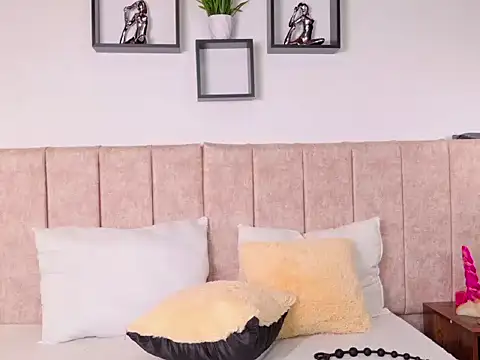 Snapshot of Daikihot chatting on 01.07.26 Daikihot online show from 01.07.26