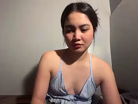 Snapshot of Nanalicious_69 chatting on 04.25.26 Nanalicious 69 online show from 04.25.26