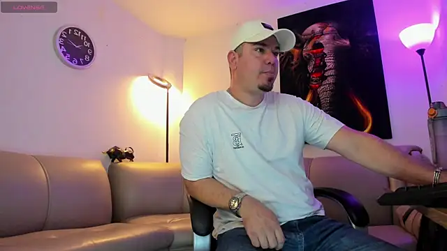 Snapshot of Dante_Bellini chatting on 02.08.26 Dante Bellini online show from 02.08.26