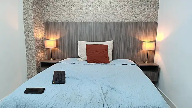 Snapshot of zoe_bermudez chatting on 01.15.26 zoe bermudez online show from 01.15.26