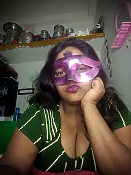 Snapshot of Cutie_Tumpa_ chatting on 12.22.25 Cutie Tumpa online show from 12.22.25