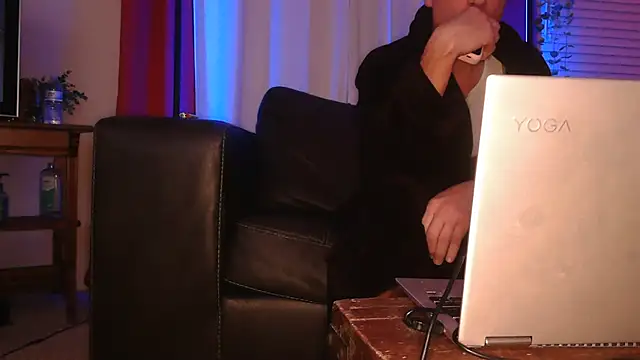 MISTERANDDEMI online show from 12.23.25