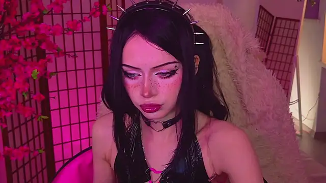 Dark Diva online show from 02.28.26