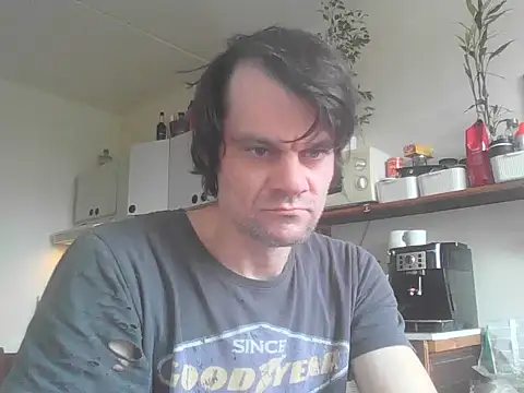 Snapshot of PM12345A chatting on 02.15.26 PM12345A online show from 02.15.26