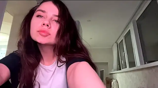 Snapshot of MiloyNoir chatting on 01.05.26 MiloyNoir online show from 01.05.26