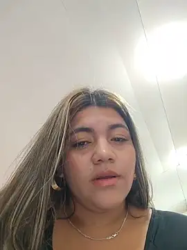 Snapshot of Ivy_enjoy chatting on 05.25.26 Ivy enjoy online show from 05.25.26