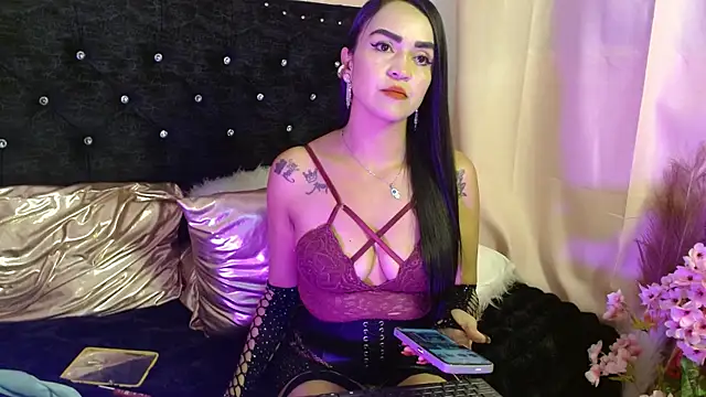 Snapshot of Ambar_Rouxee chatting on 01.07.26 Ambar Rouxee online show from 01.07.26