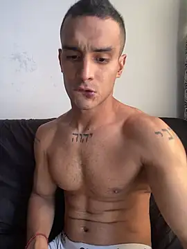 Snapshot of Maicol_xxxx chatting on 02.15.26 Maicol xxxx online show from 02.15.26