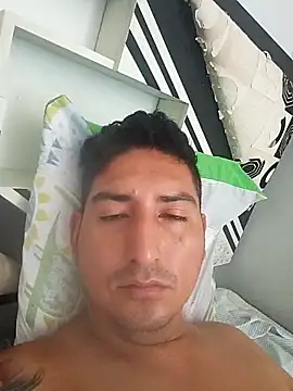 Yrresistible666 online show from 02.12.26