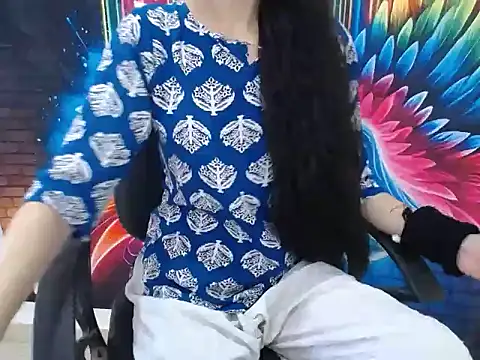 Snapshot of Farhana_beautyfull chatting on 04.24.26 Farhana beautyfull online show from 04.24.26