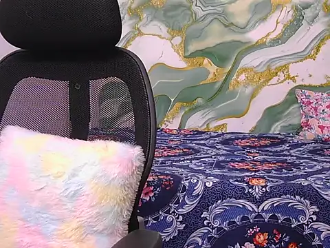 Snapshot of bold-smirthii chatting on 02.12.26 bold-smirthii online show from 02.12.26