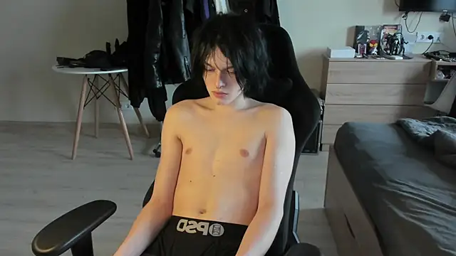 Snapshot of JohnGaliano chatting on 06.14.26 JohnGaliano online show from 06.14.26