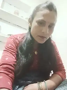 Snapshot of Cuty_priti chatting on 06.14.26 Cuty priti online show from 06.14.26