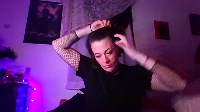 GoddessRae19 online show from 02.13.26