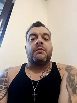 Snapshot of TomasTenerife chatting on 12.22.25 TomasTenerife online show from 12.22.25