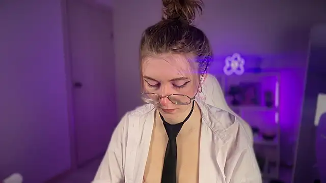 KellySunn online show from 04.13.26