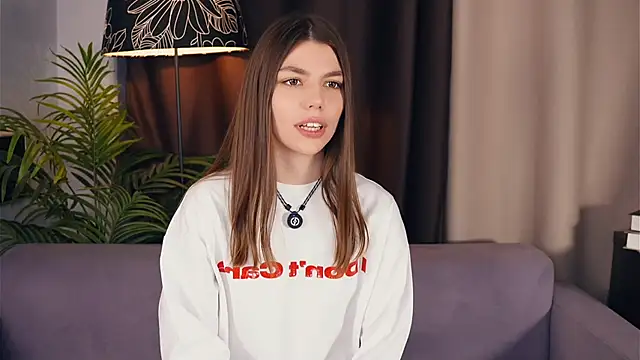 NeidaGowing online show from 12.20.25