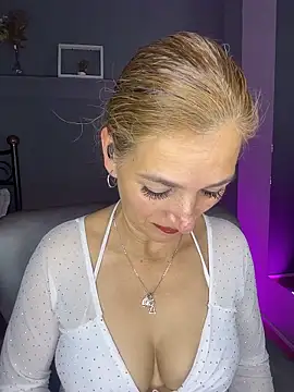 JennaMilf  online show from 04.04.26