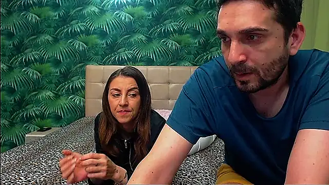 Stella John online show from 12.11.24