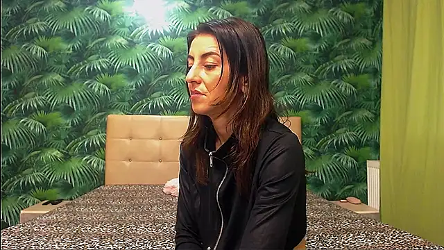 Stella John online show from 01.03.25