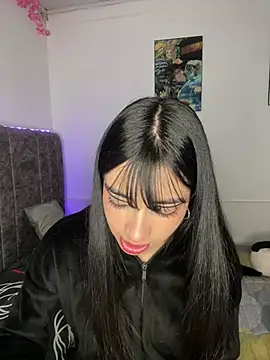 junorise23 online show from 04.08.26