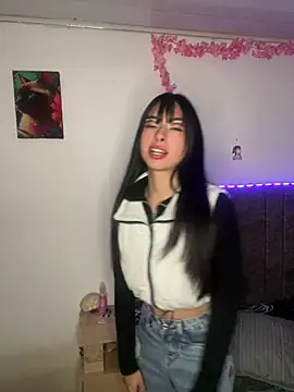 junorise23 online show from 04.11.26