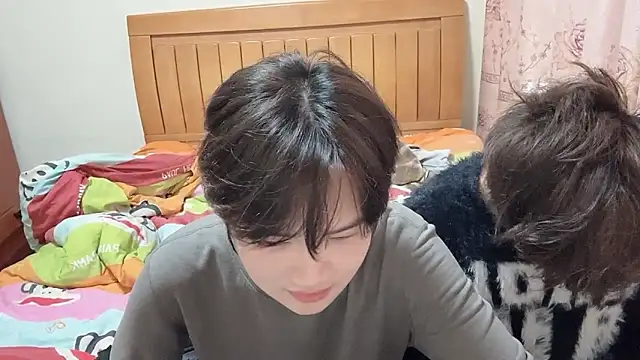 Snapshot of junnan001 chatting on 02.04.26 junnan001 online show from 02.04.26