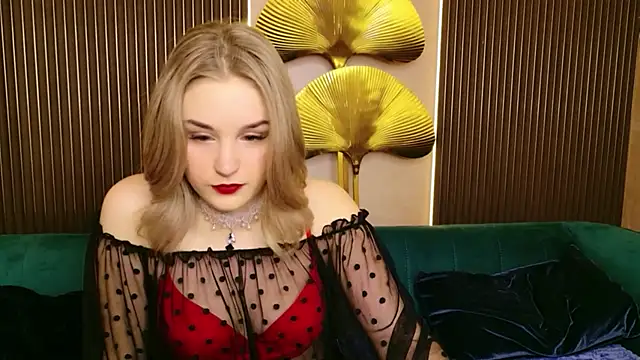 Snapshot of Molly_Voss chatting on 01.31.26 Molly Voss online show from 01.31.26