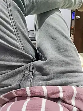 Snapshot of hydhunk26 chatting on 12.20.25 hydhunk26 online show from 12.20.25