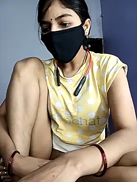 Snapshot of Curvy_Kavya chatting on 04.30.26 Curvy Kavya online show from 04.30.26
