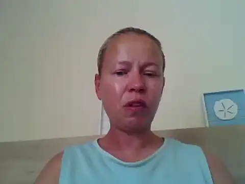 Snapshot of jennyblondeuk chatting on 05.21.26 jennyblondeuk online show from 05.21.26