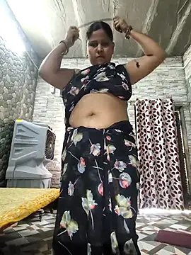 Snapshot of SexyKajal_758 chatting on 02.26.26 SexyKajal 758 online show from 02.26.26