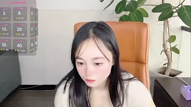 Snapshot of Yuer-77 chatting on 02.11.26 Yuer-77 online show from 02.11.26