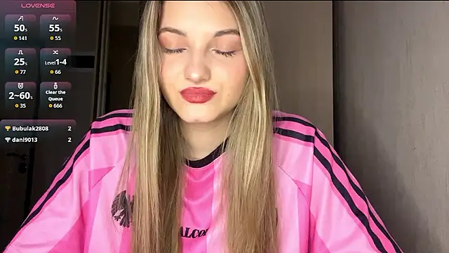 Snapshot of EmllyLighty chatting on 02.01.26 EmllyLighty online show from 02.01.26