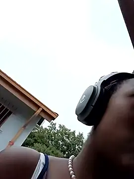 ShyNaughtyBabe online show from 02.24.26