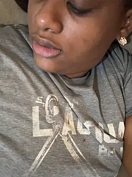 Snapshot of amorasecy chatting on 01.13.26 amorasecy online show from 01.13.26