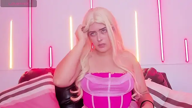 Annycolsonnn online show from 12.22.25