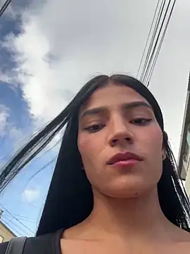 Snapshot of Ema_Rose_ chatting on 12.21.25 Ema Rose online show from 12.21.25